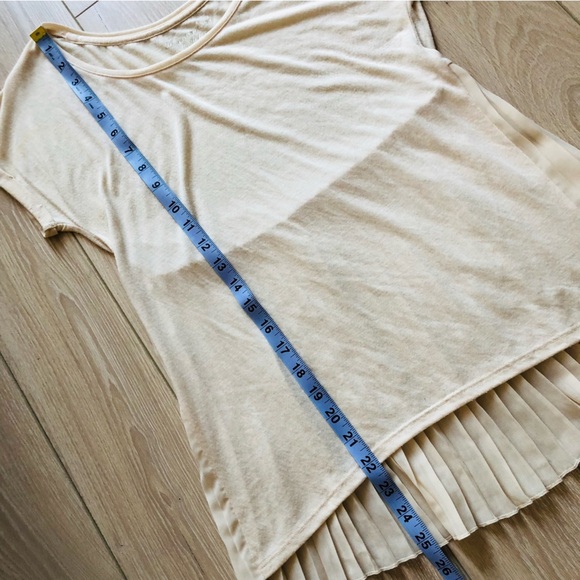 American Eagle Outfitters Cream Happy Hour Tee - Picture 5 of 10